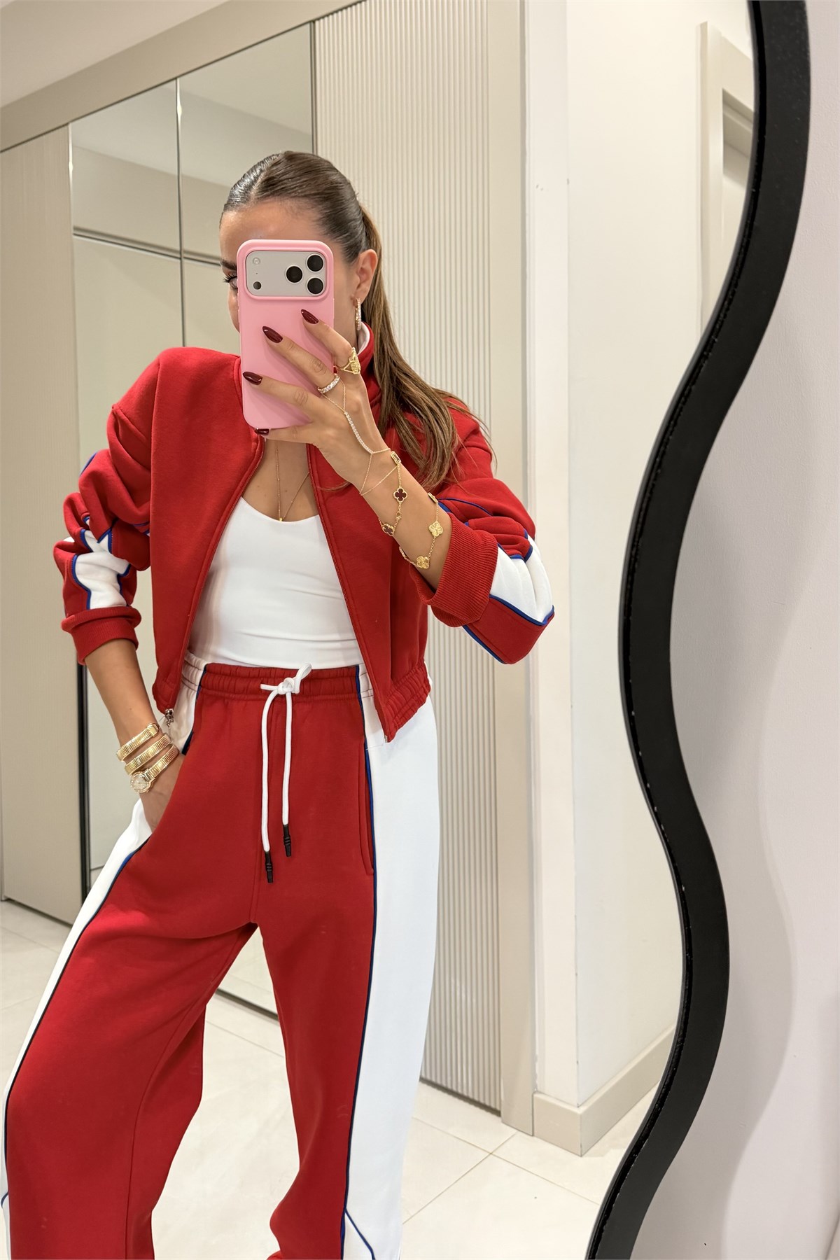 Anabelle Kırmızı Kontrast Şerit Detaylı Üç İplik Eşofman Takımı