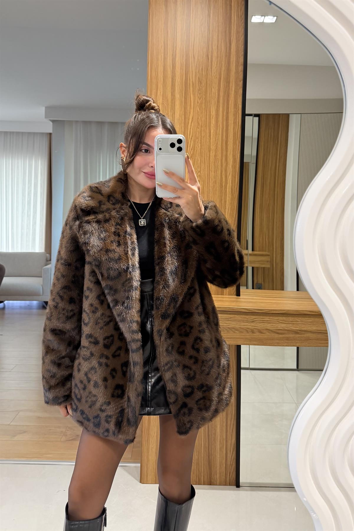 Angels Acı Kahve Leopar Desen Yakalı Kürk