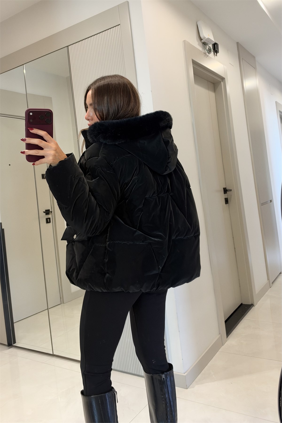 Angely Siyah Kapüşonlu  Premium Şişme Mont