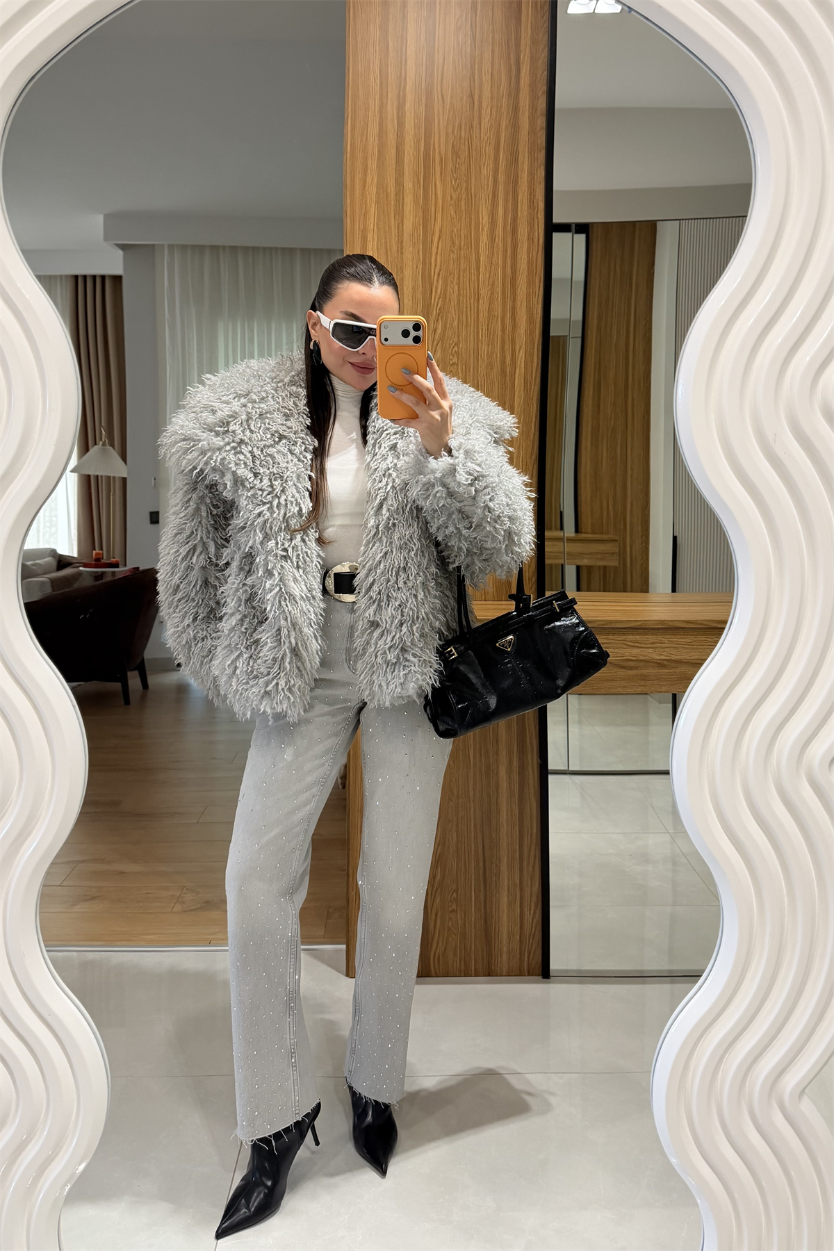 Anissa Gri Taşlı Altı Kesik Model Jean