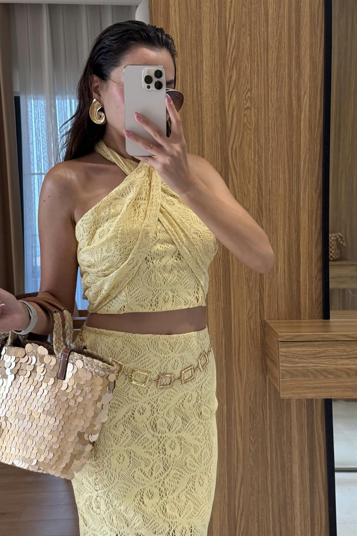 Antonio Sarı Dantel Boyundan Bağlamalı Takım