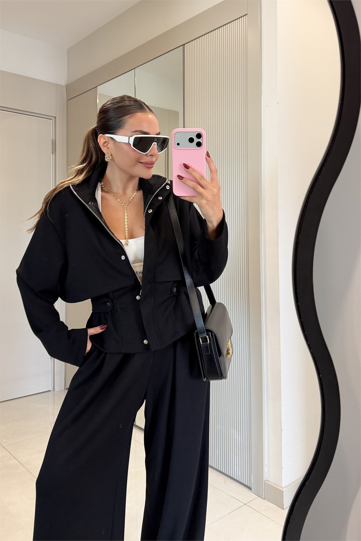 Arianna Siyah Düğme Detaylı Geniş Paça Takım