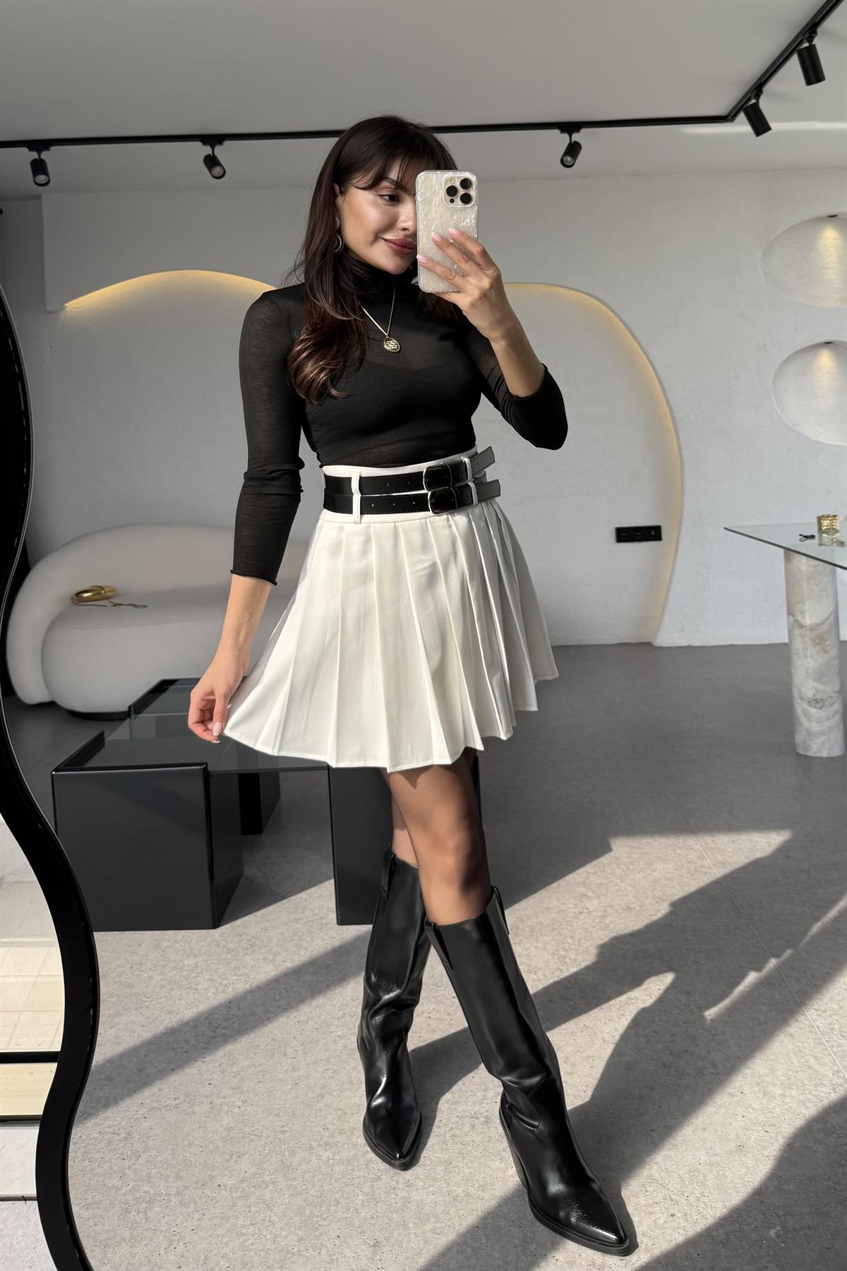 Armendo Beyaz Poliviskon Çift Kemerli Etek