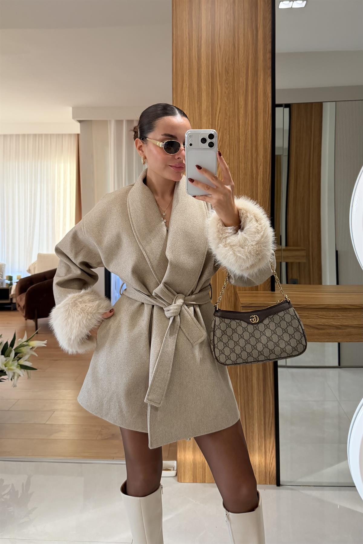 Athena Krem Kolları Peluş Kaşe Kaban 