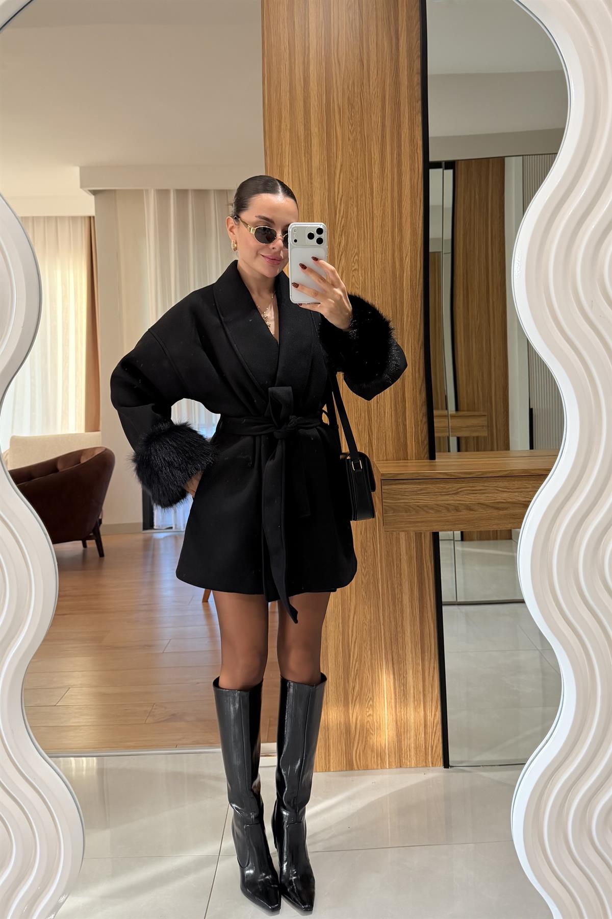 Athena Siyah Kolları Peluş Kaşe Kaban 