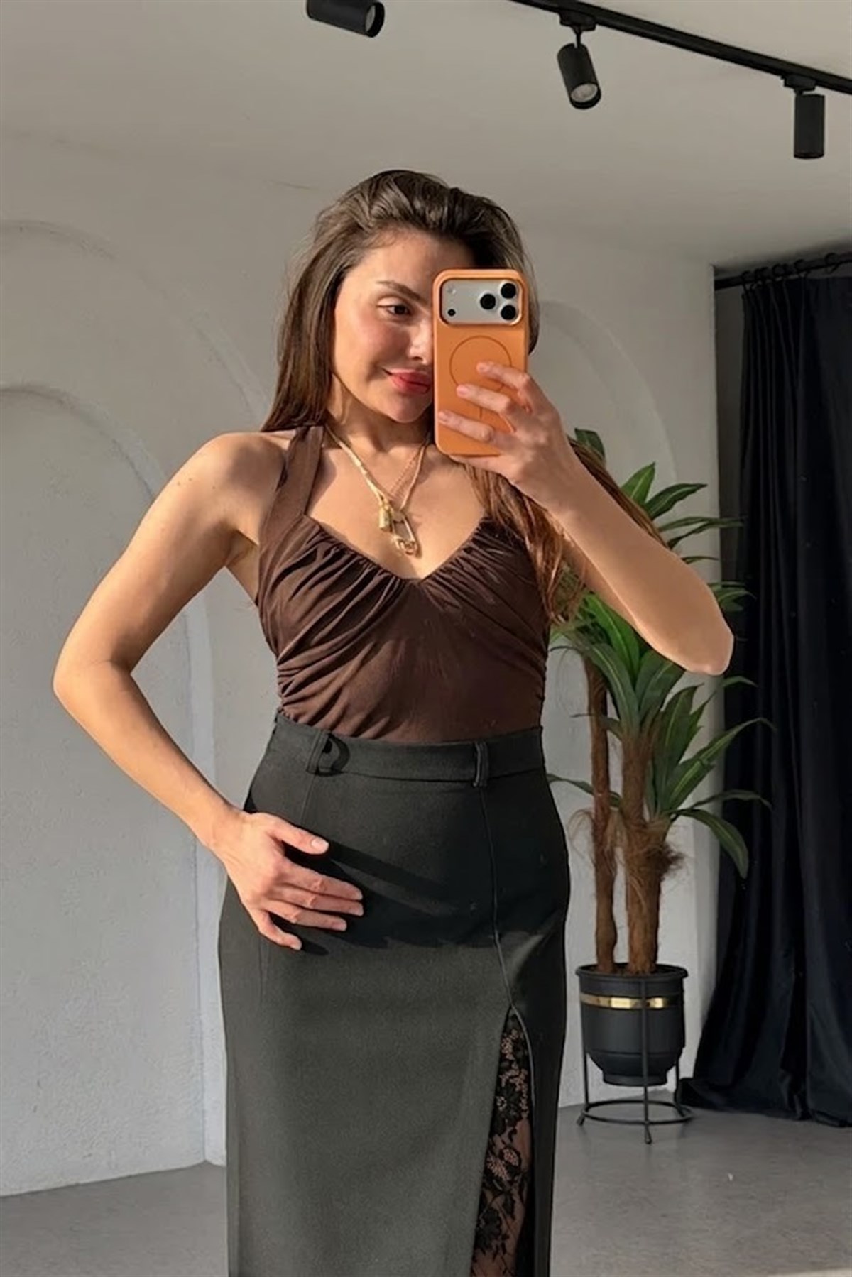 Babe Kahve Büzgülü Halter Yaka Bodysuit