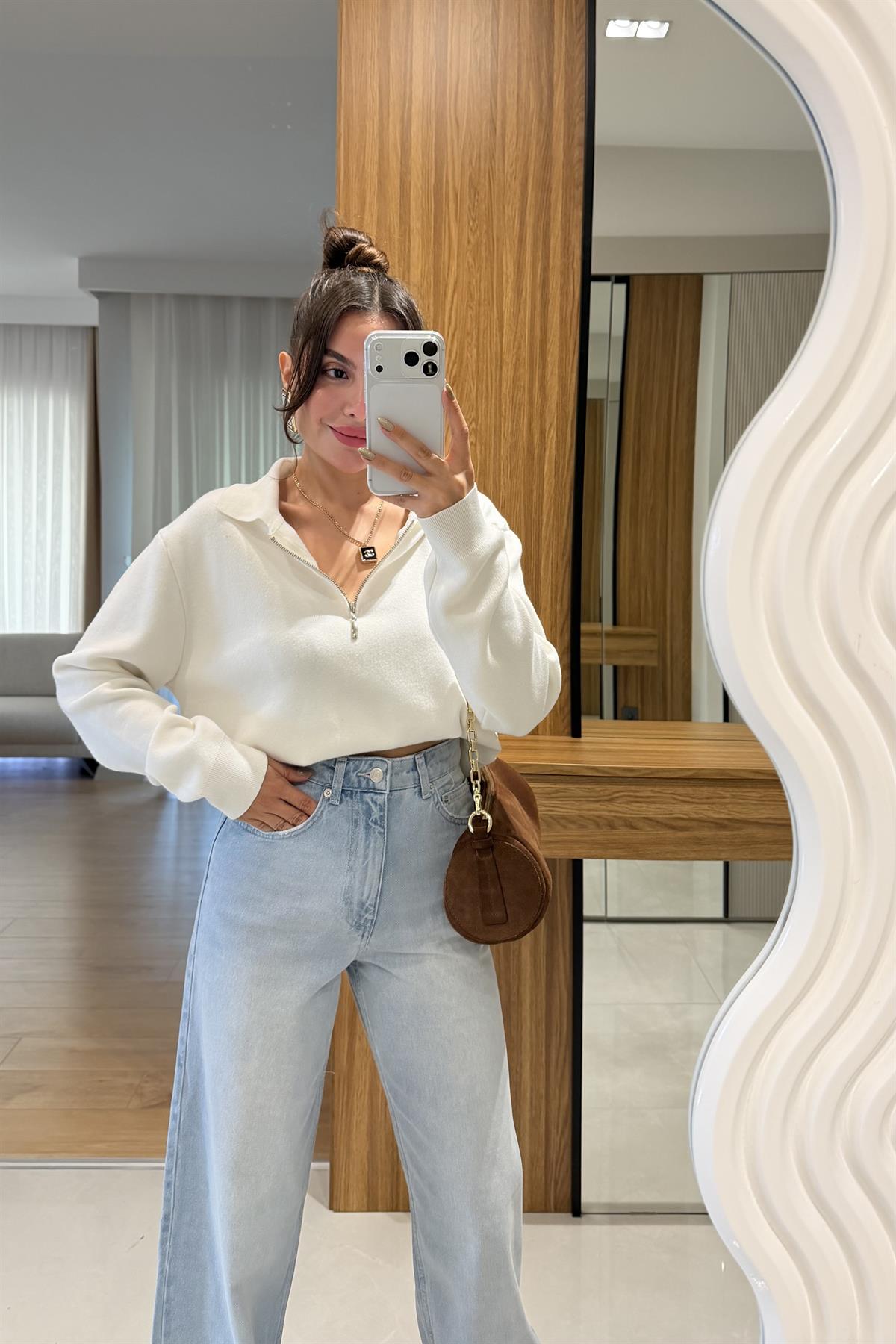 Balance Beyaz Fermuarlı Triko Kazak