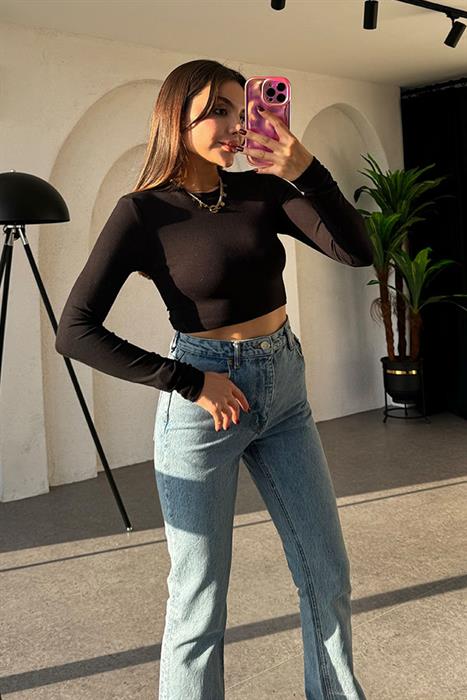 Basic Dilvin Sıfır Yaka Siyah Crop