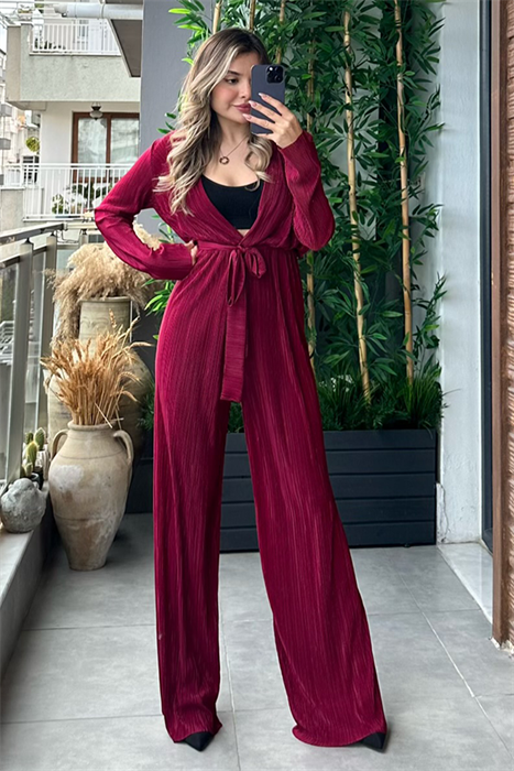 Bel kuşaklı saten kırinkıl kumaş bordo tulum