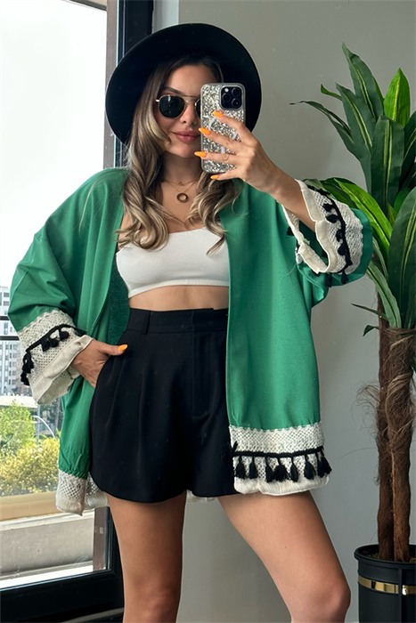Bella yeşil püsküllü kimono