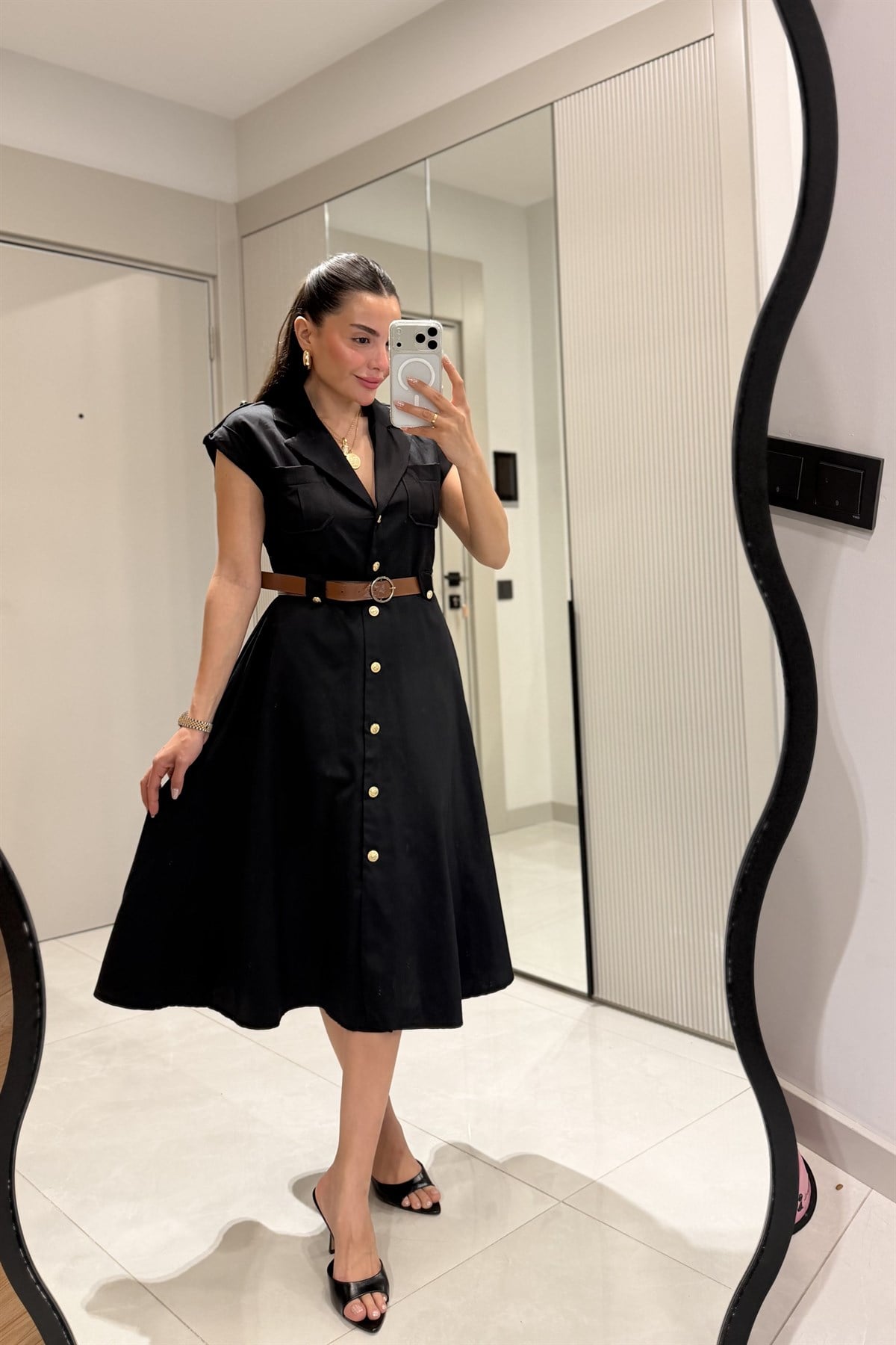 Bellax Kahve Kemerli Siyah Gömlek Elbise