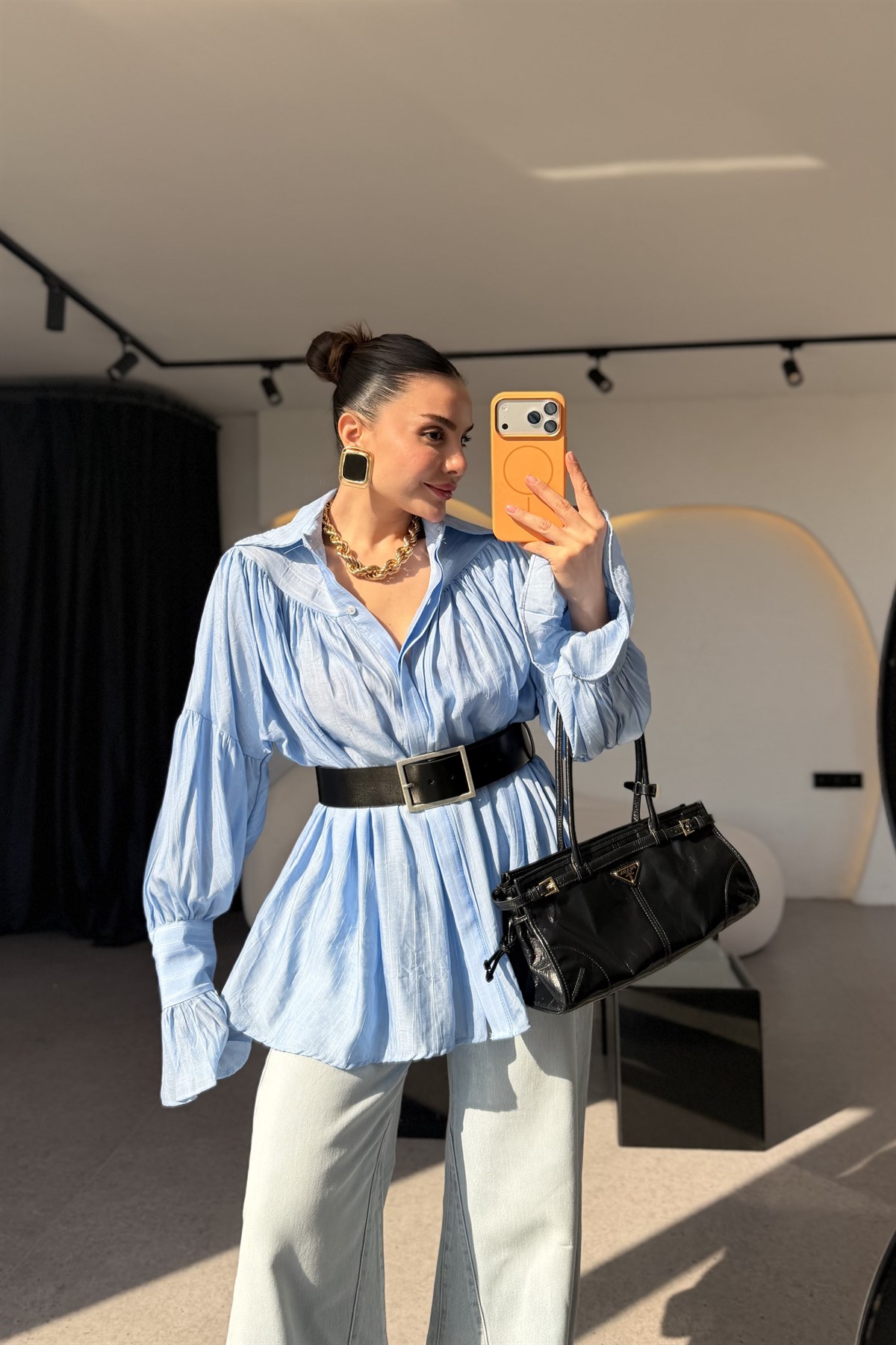 Bellis Mavi Büzgülü Tasarım Gömlek