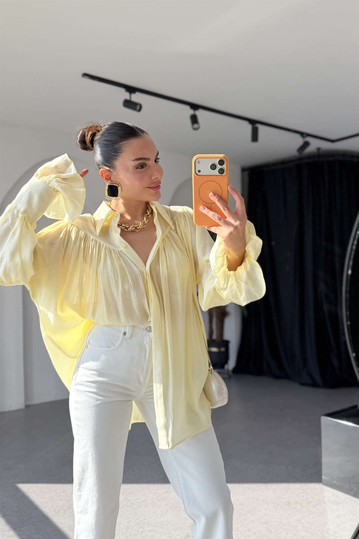 Bellis Sarı Büzgülü Tasarım Gömlek