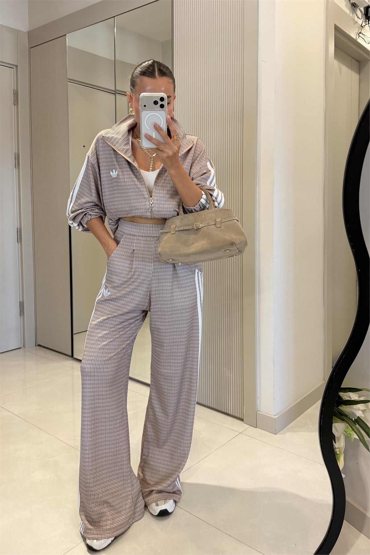 Belluci Bej Ekose Marka Model Takım