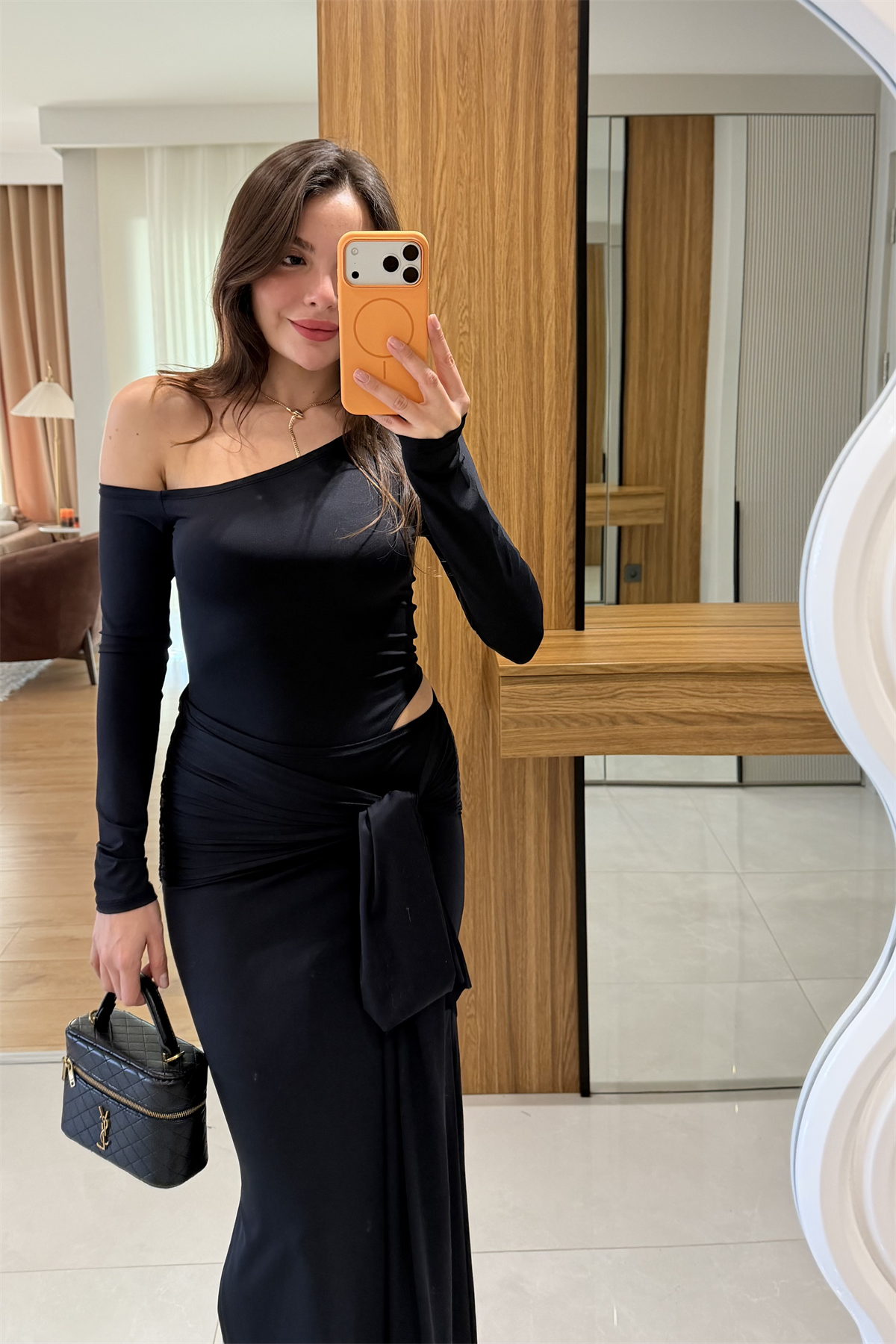 Benora Siyah Bağlamalı Tasarım Elbise