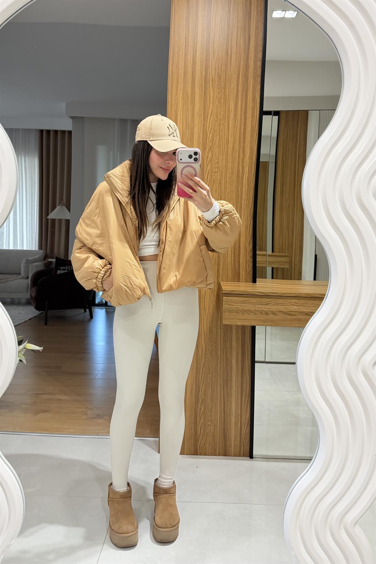 Berlin Camel Kısa Şişme Mont