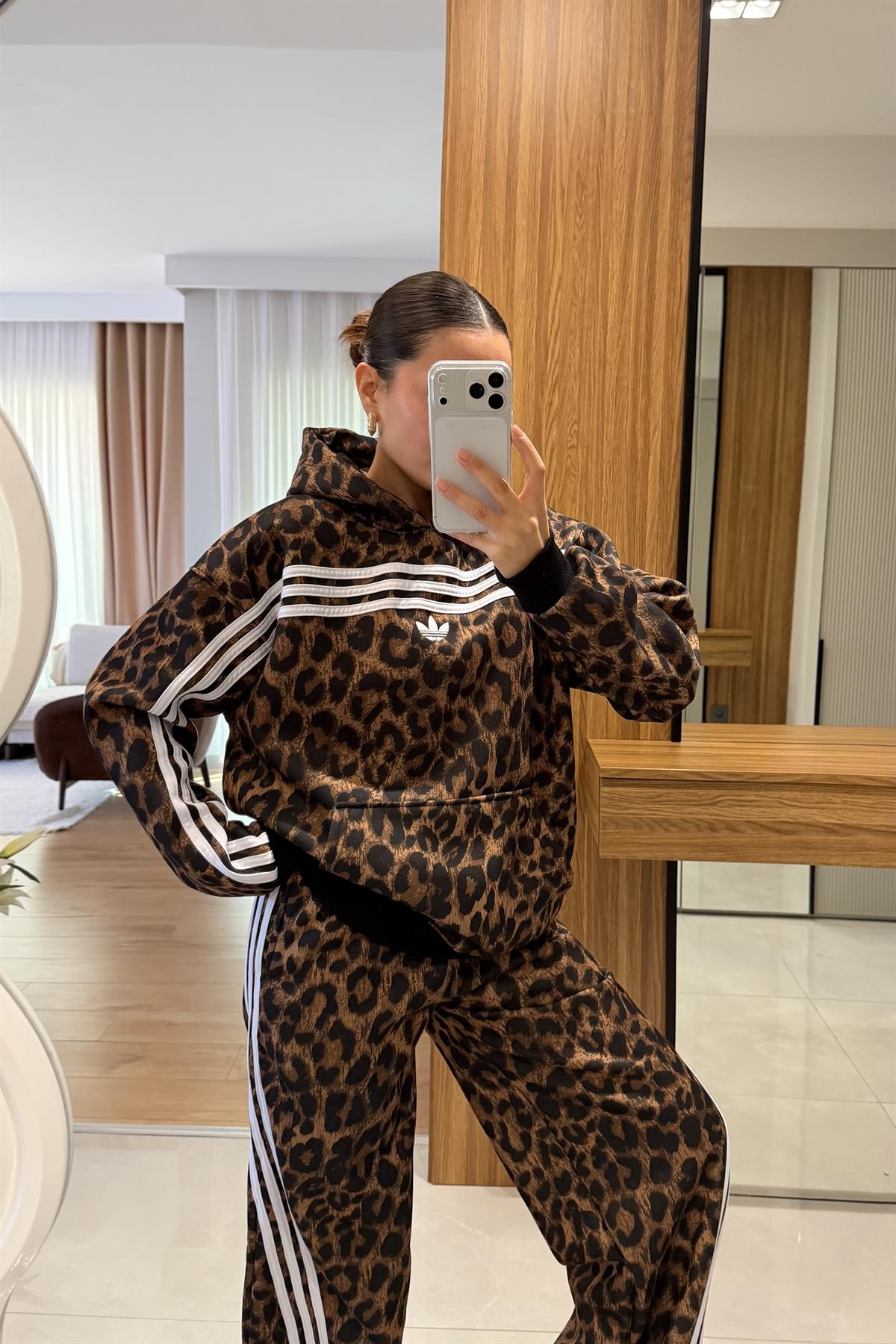 Bexley Leopar Şardonlu Eşofman Takımı