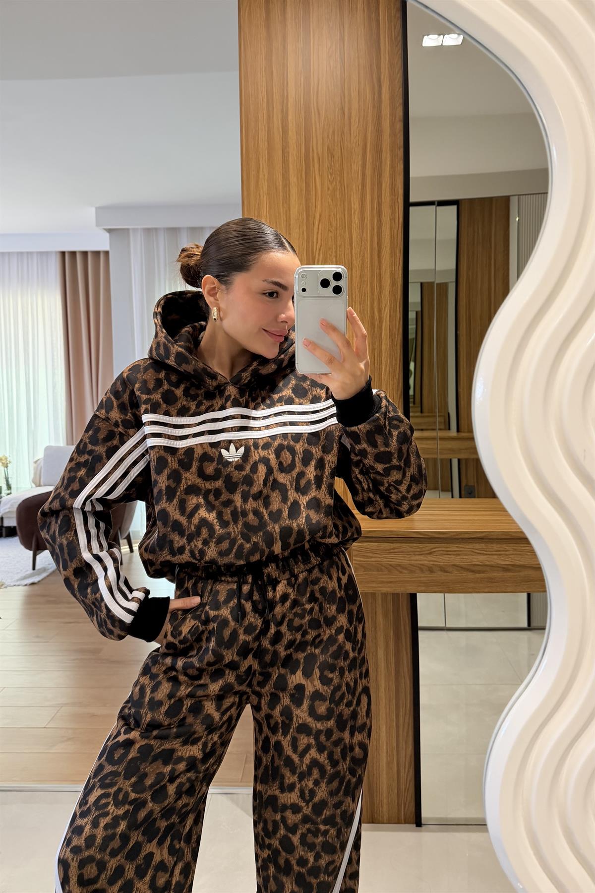 Bexley Leopar Şardonlu Eşofman Takımı