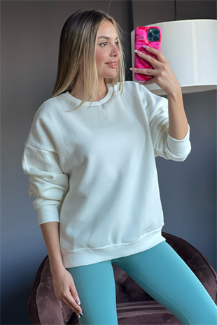 Beyaz oversize basic sweat 