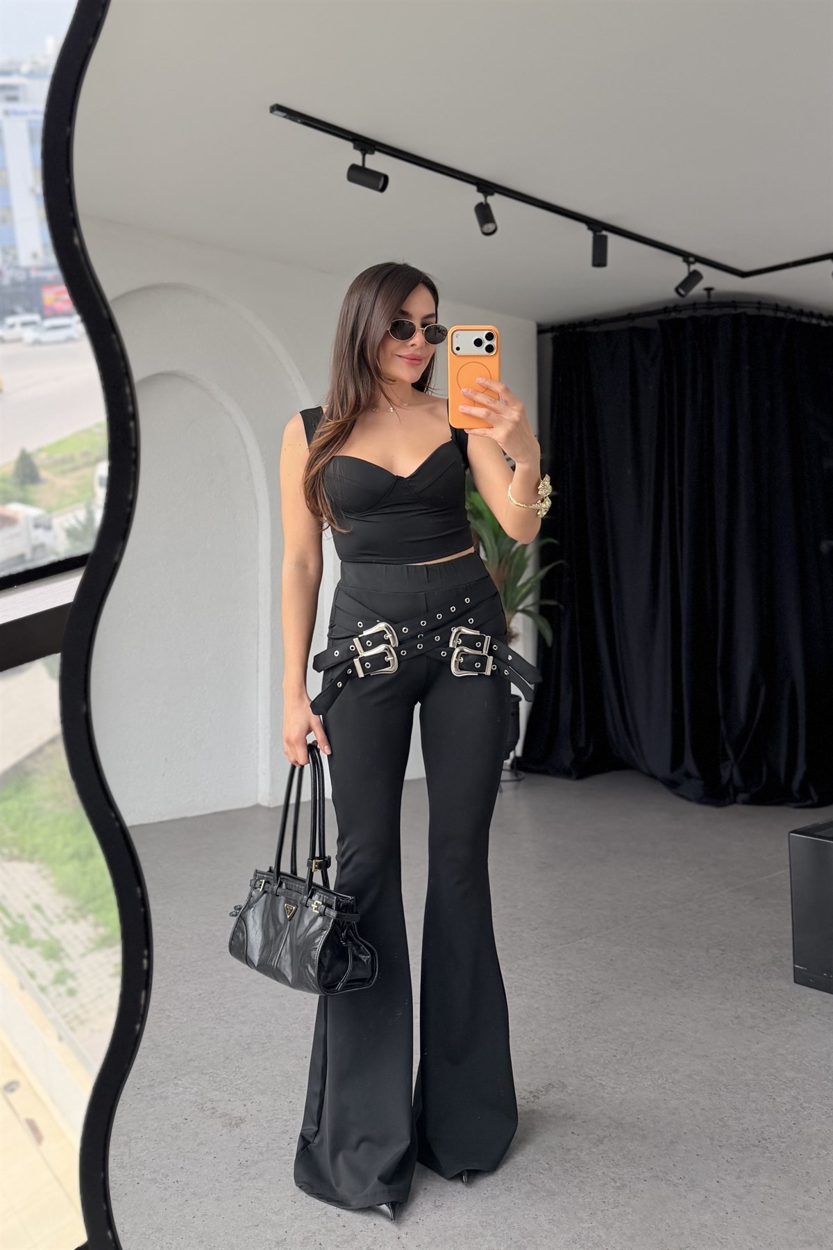 Bianca Siyah Kemer Detaylı Tasarım Takım