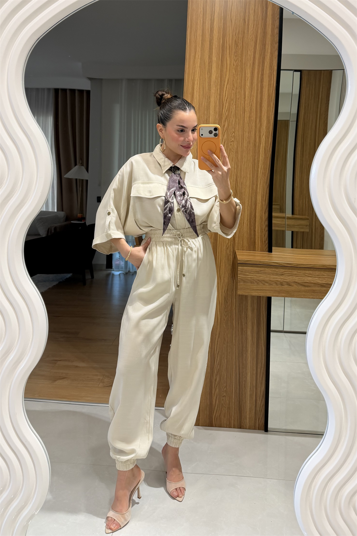Bielle Bej Fularlı Gömlek