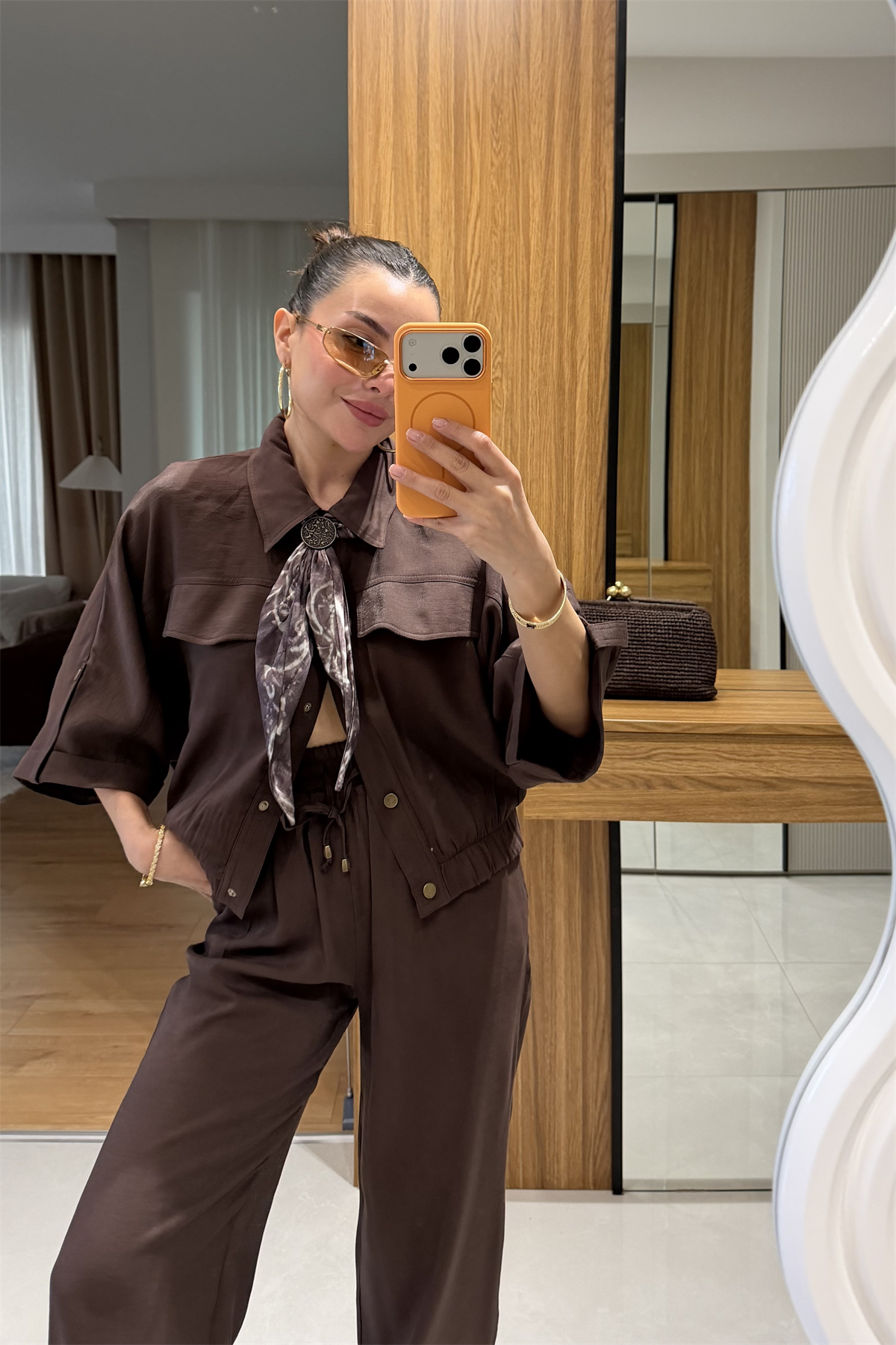 Bielle Kahve Fularlı Gömlek