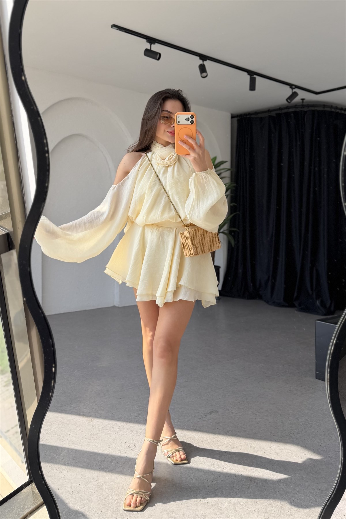 Bless Krem Beli Nervürlü Şort Etek