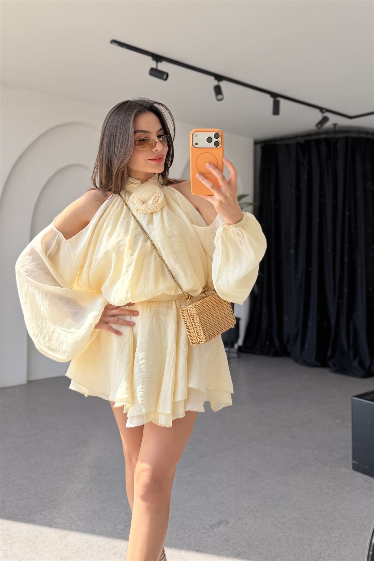 Bless Krem Beli Nervürlü Şort Etek