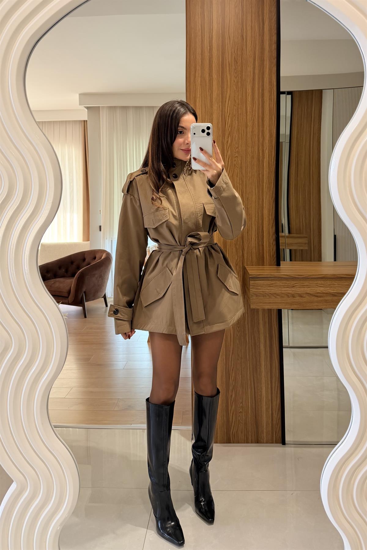 Bohemia Camel Kuşaklı Trenç