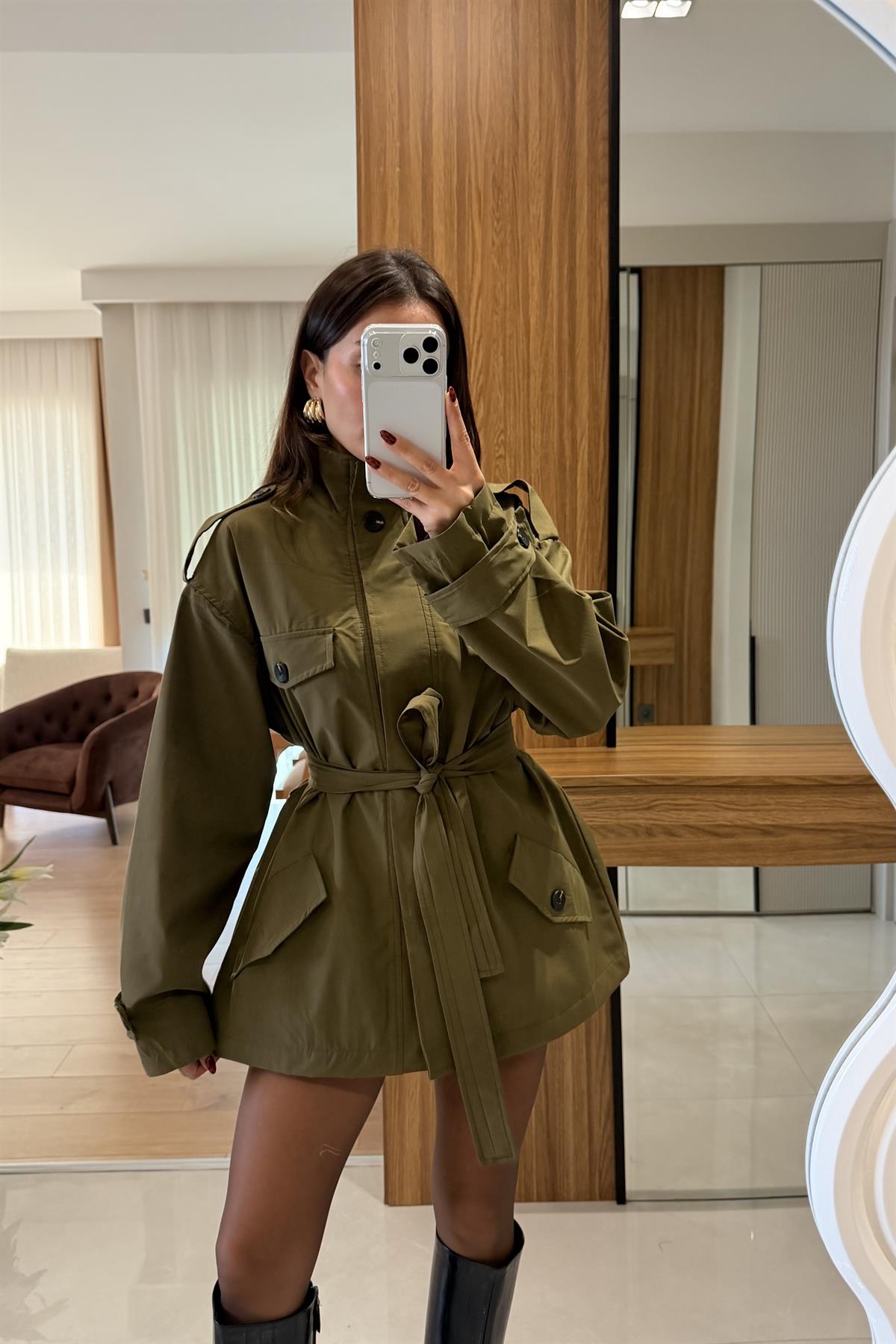 Bohemia Haki Kuşaklı Trenç