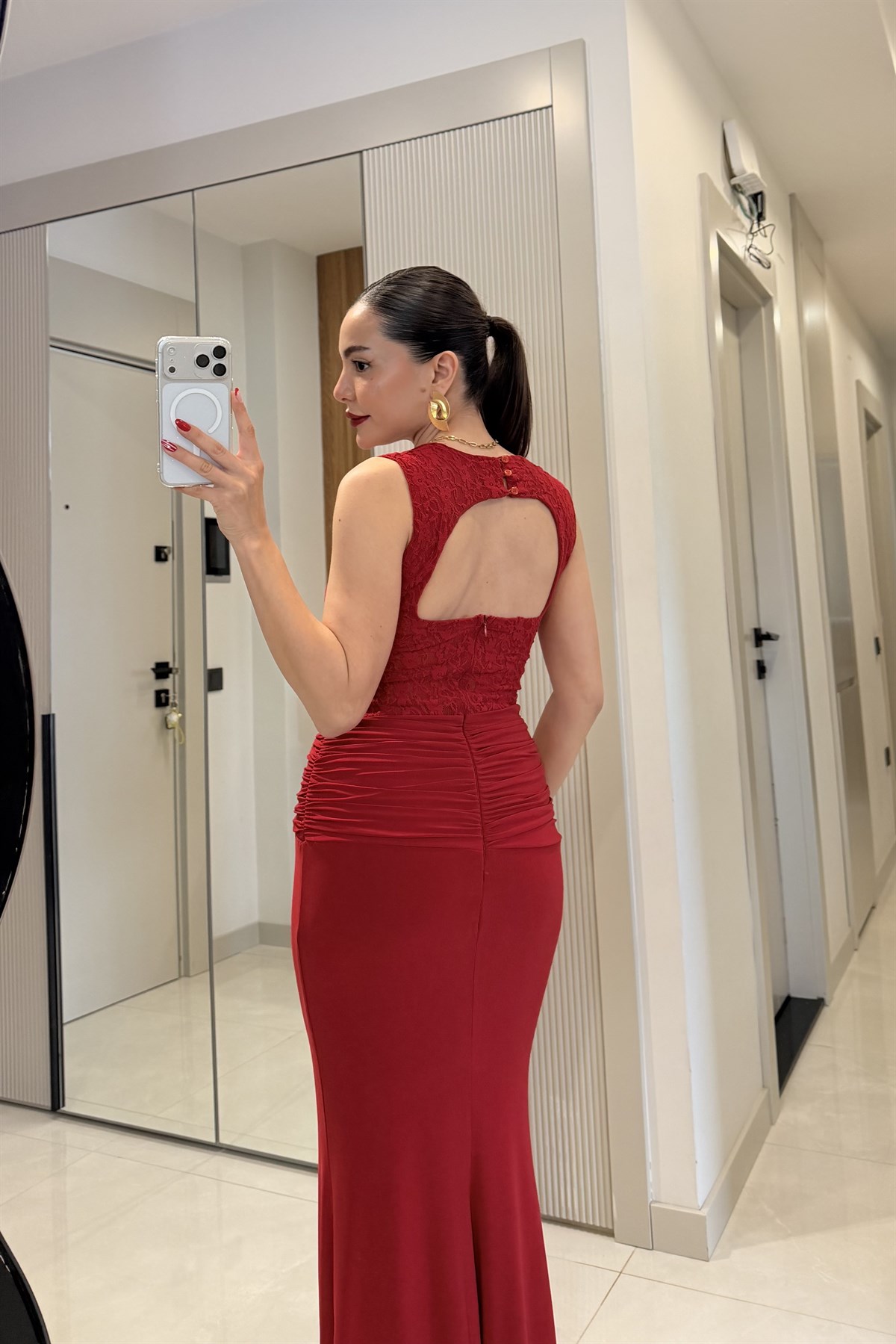 Bonjour Kırmızı Dantel Detay Balık Model Elbise