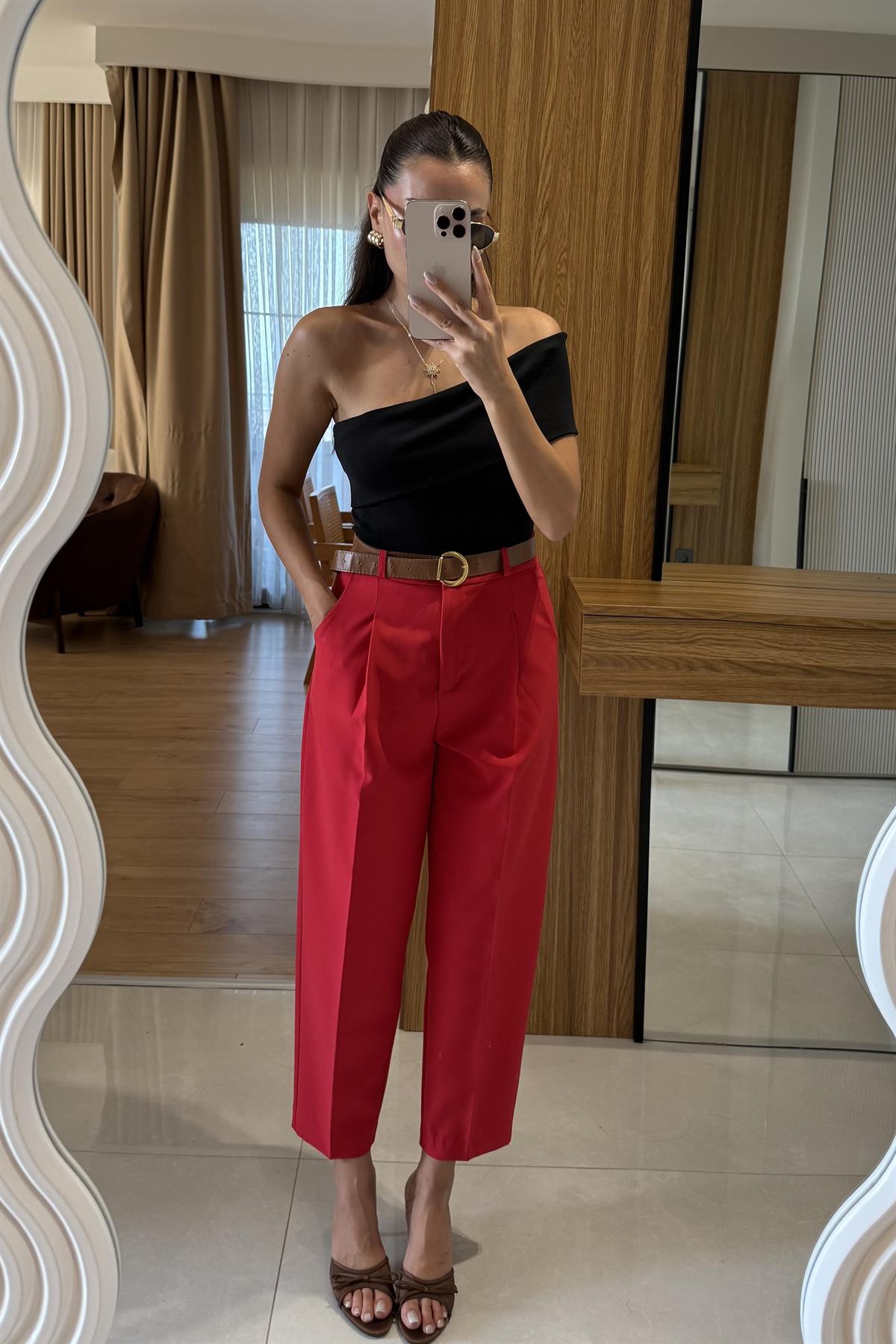 Boone Kırmızı Havuç Kesim Pantolon