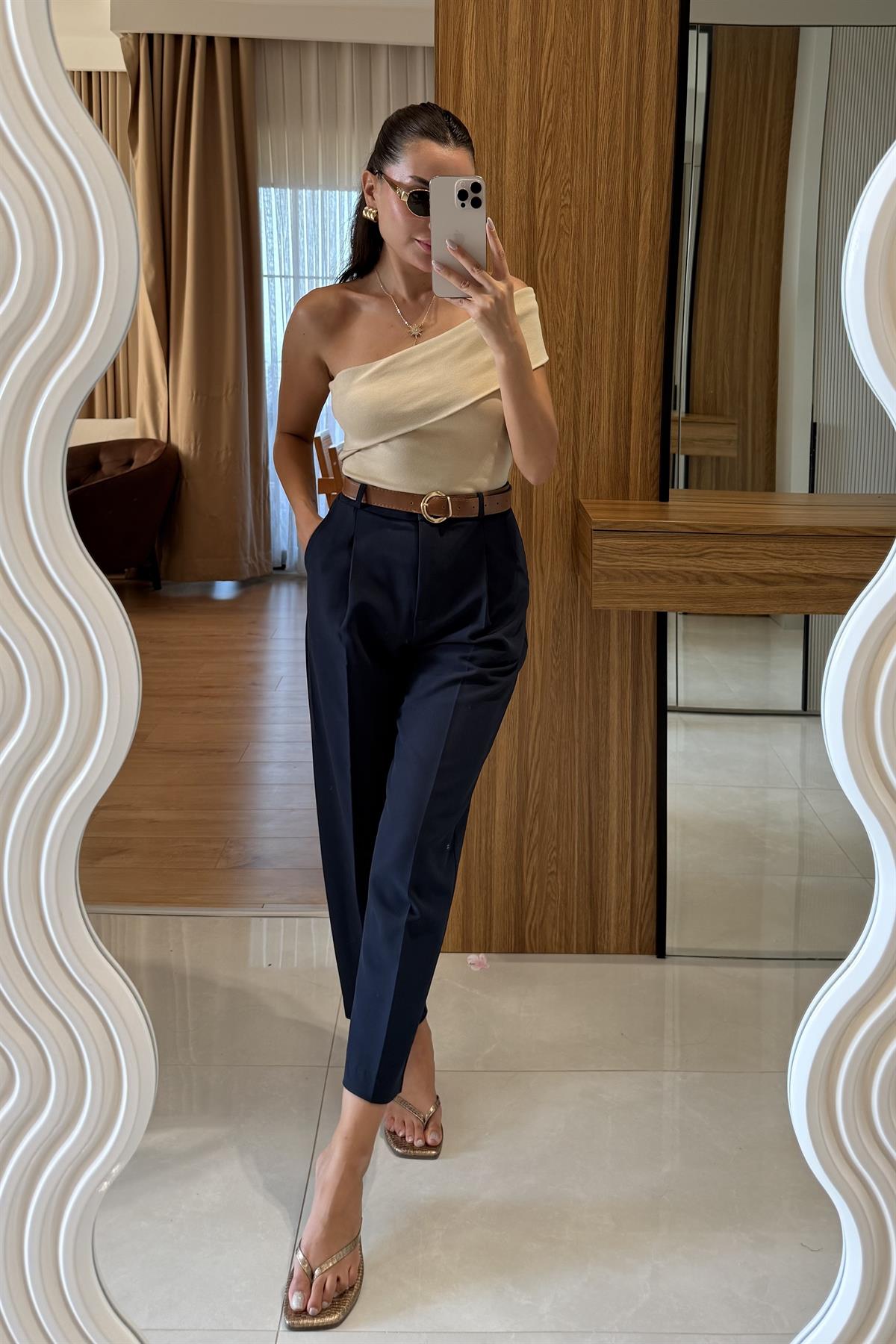 Boone Lacivert Havuç Kesim Pantolon