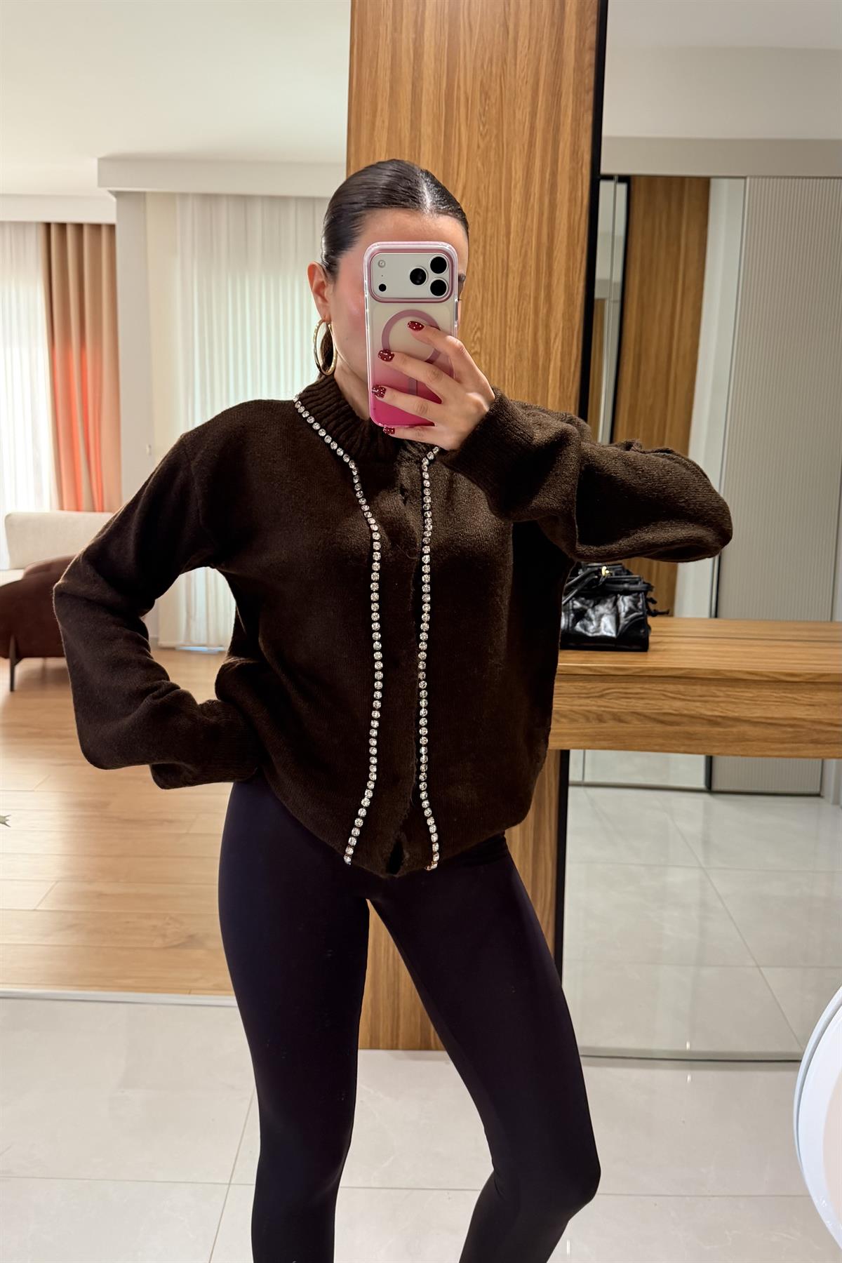 Brandi Kahve Taşlı Hırka