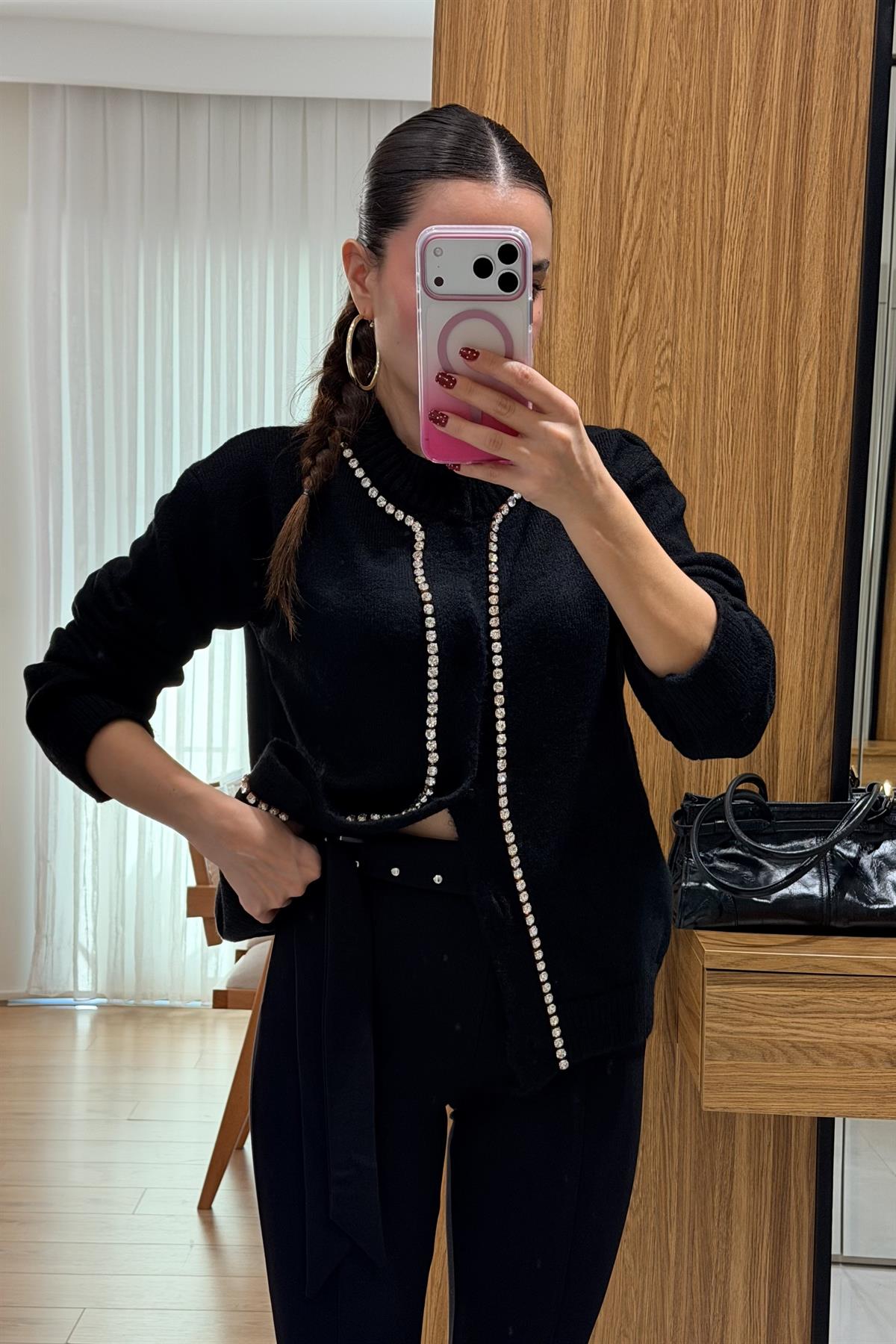 Brandi Siyah Taşlı Hırka