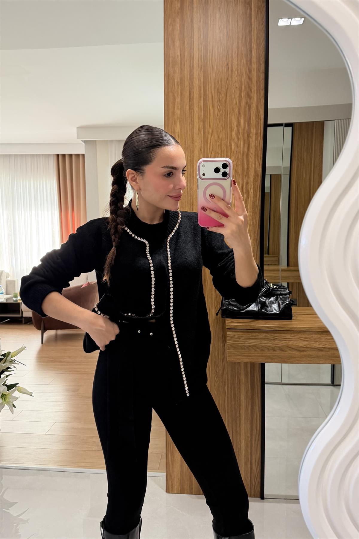 Brandi Siyah Taşlı Hırka