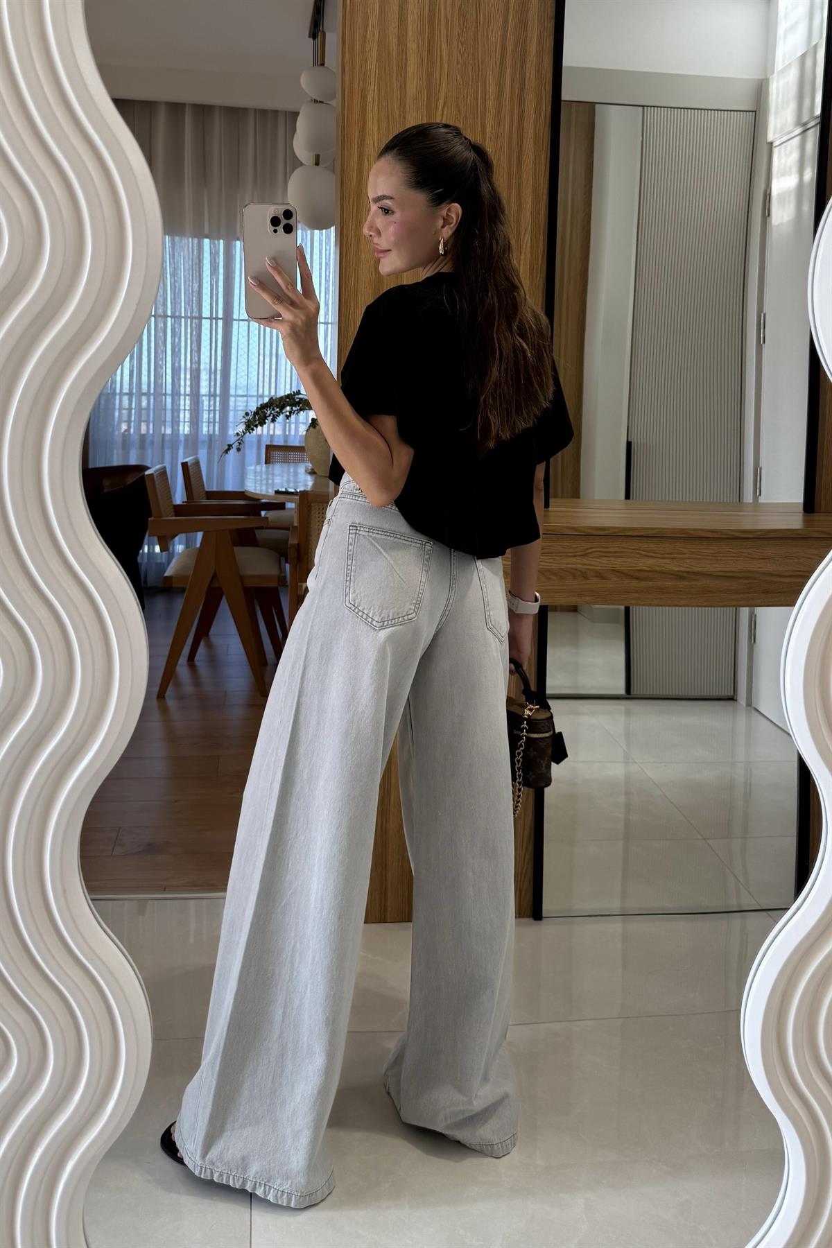 Brenda Gri Geniş Paça Jean