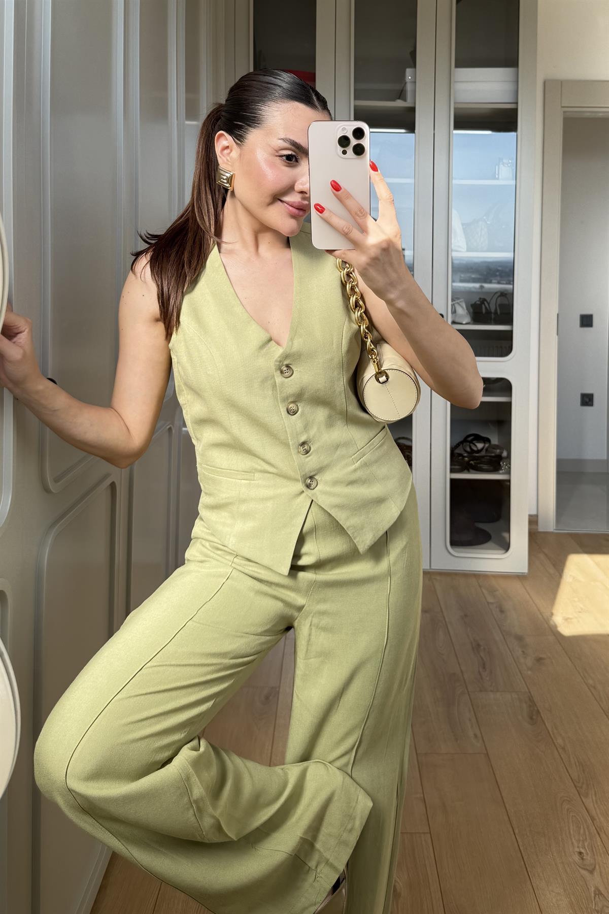 Brinke Soft Yeşil Yelekli Keten Takım