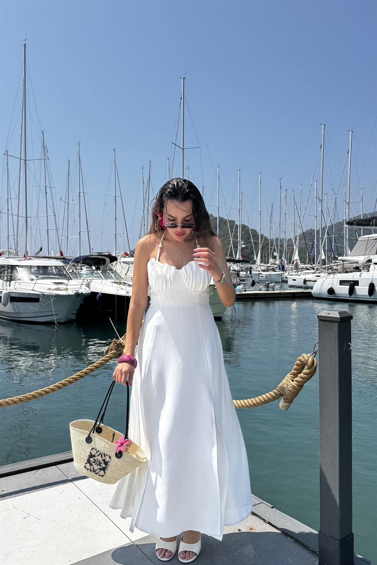 Britney Yırtmaçlı Beyaz Elbise