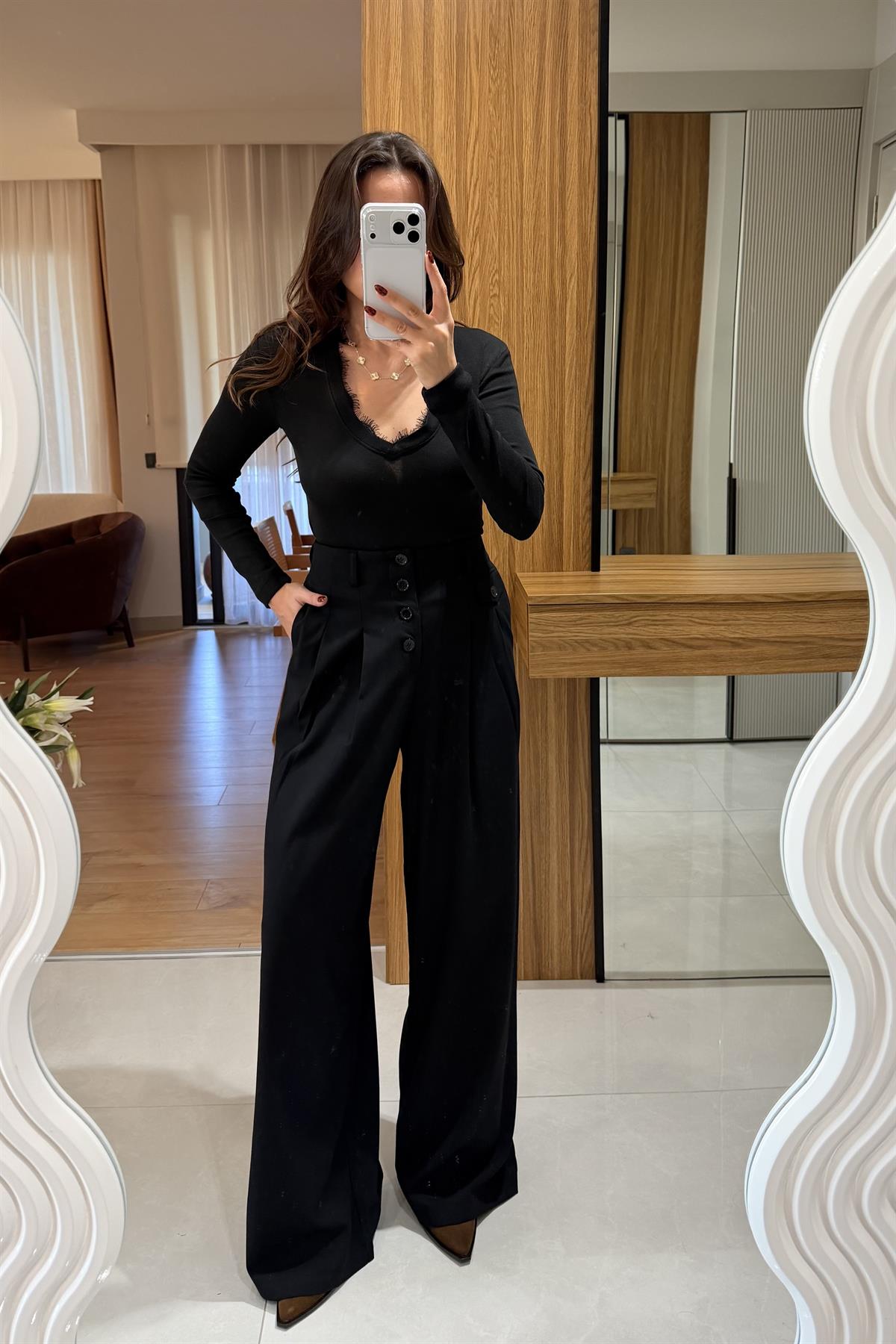 Brodie Siyah Düğme Detaylı Palazzo Pantolon