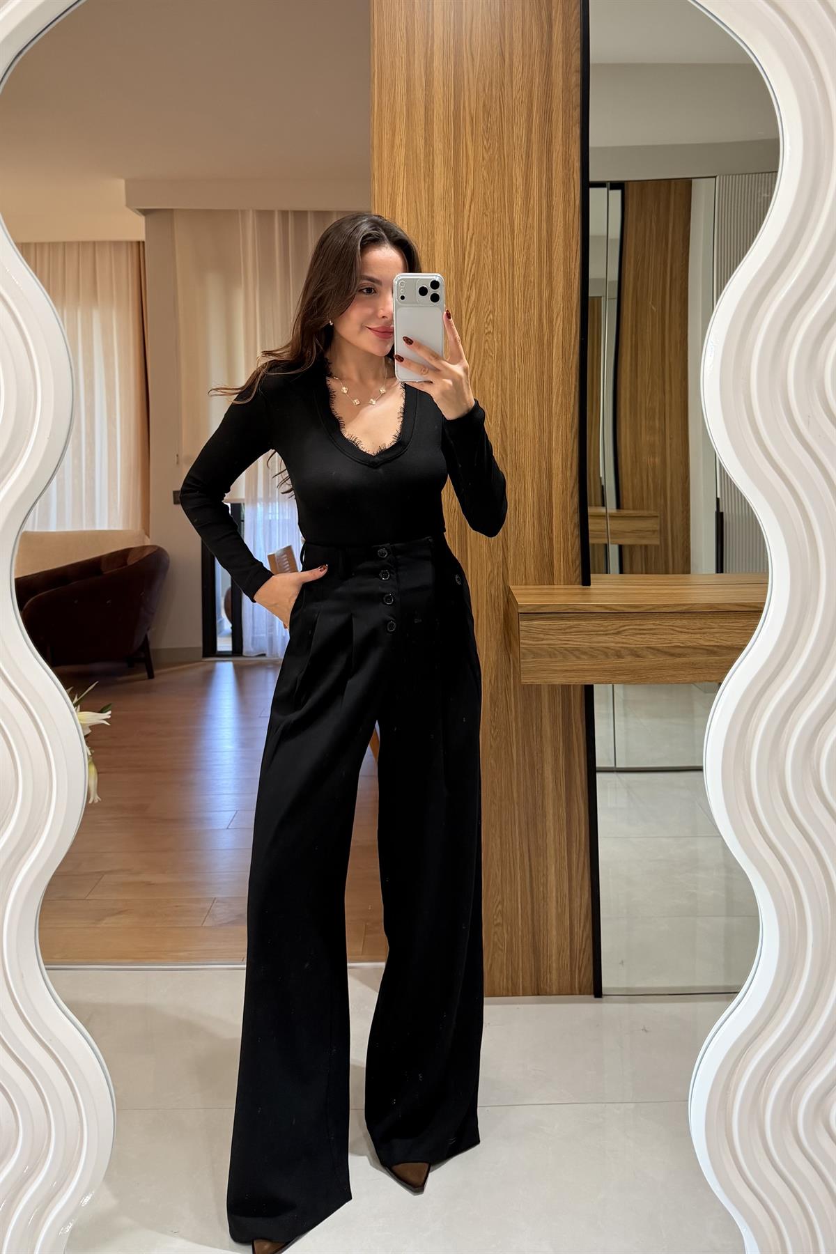 Brodie Siyah Düğme Detaylı Palazzo Pantolon