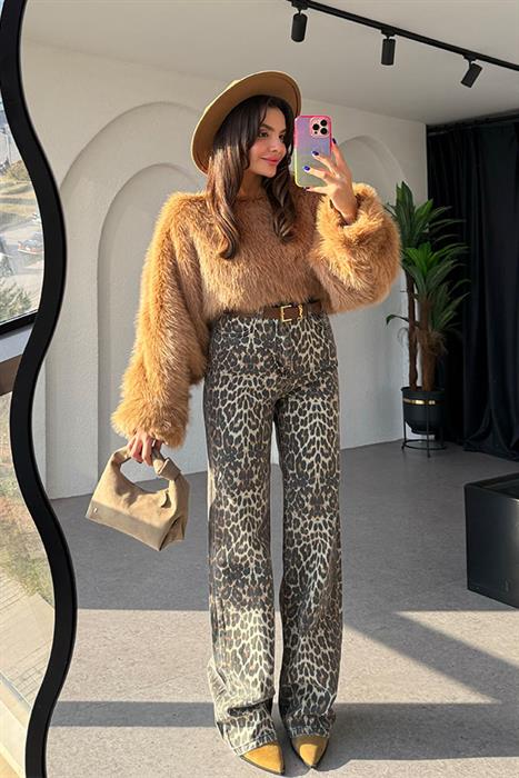 Busta Leopar Palazzo Jean