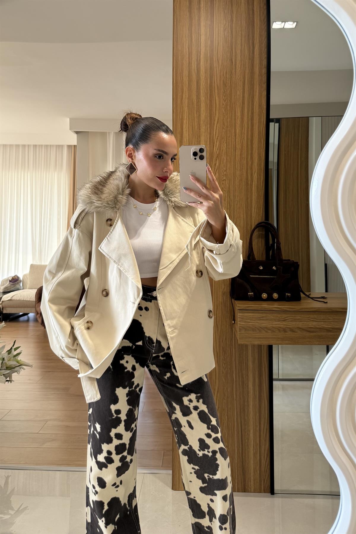 Cabral Krem Çıkarılabilir Kürklü Trenç