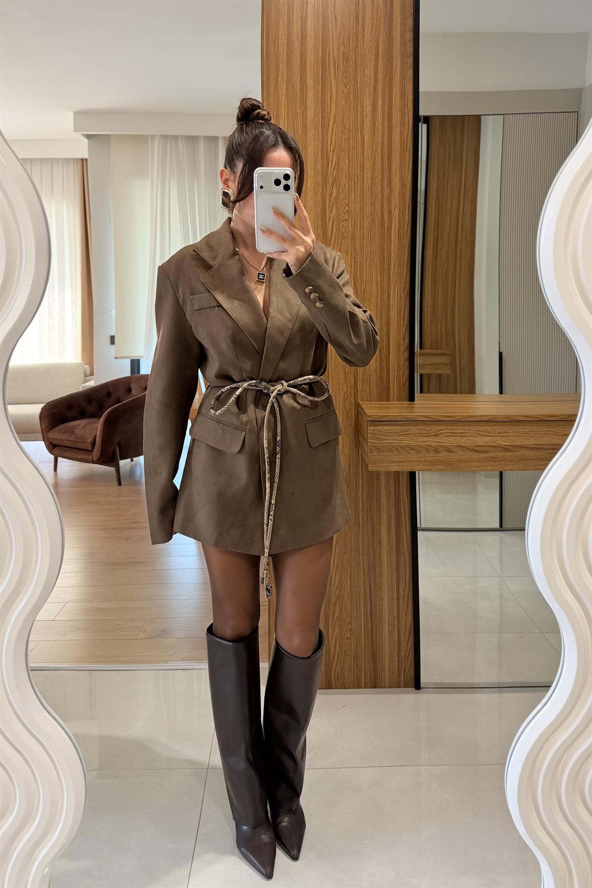 Cannie Camel Süet Blazer