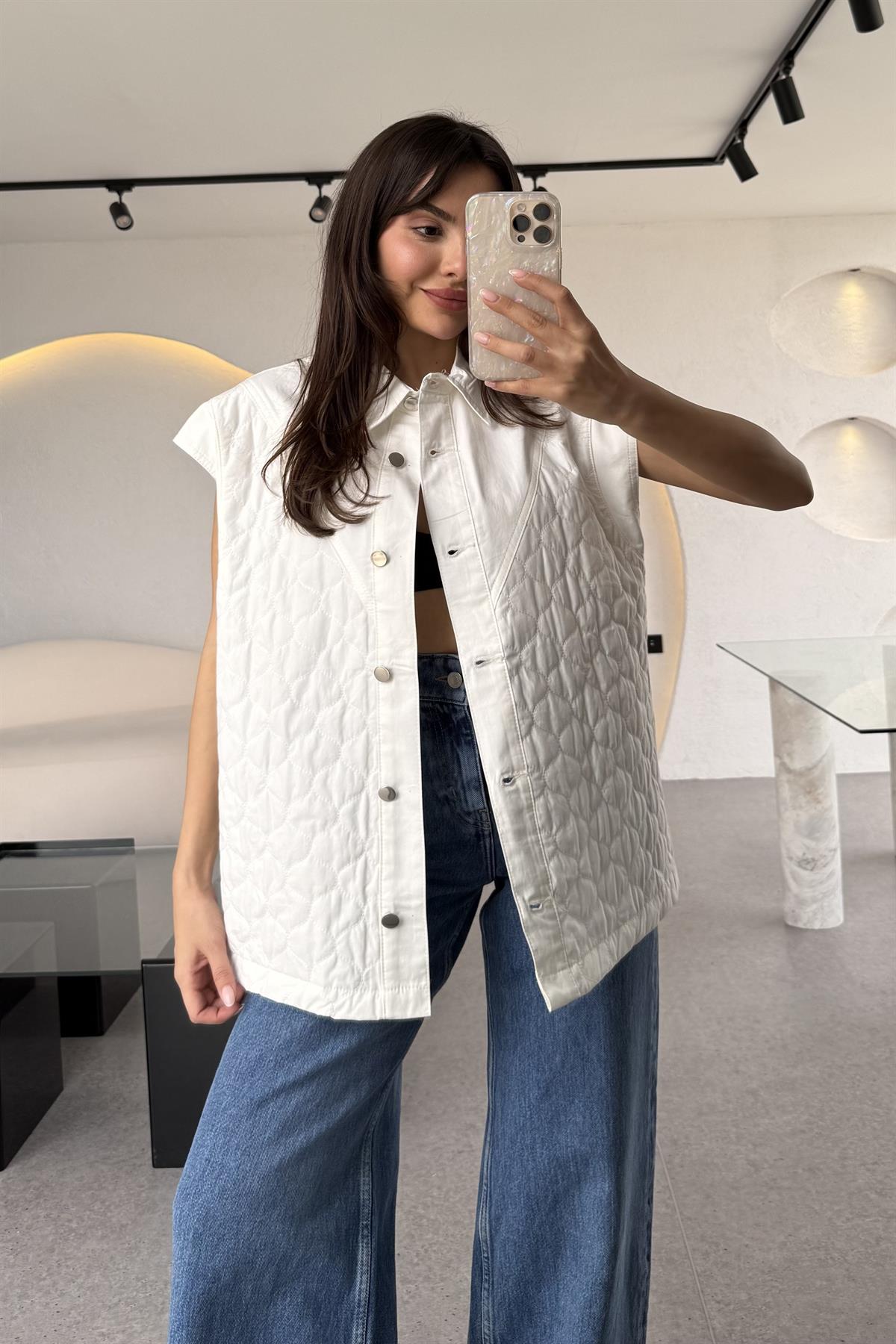 Caprice Beyaz Kapitone Yelek