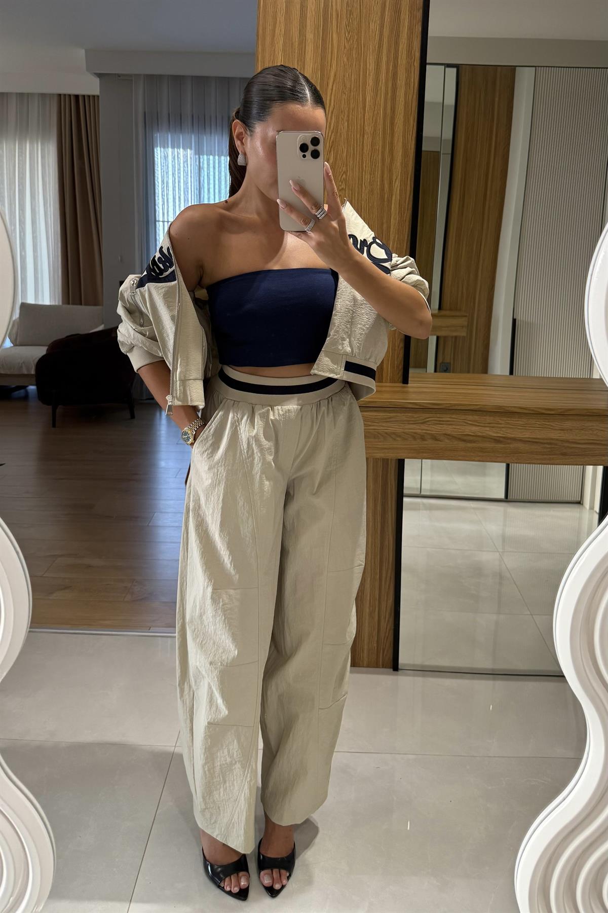 Caprita Lacivert Straplez Göğüs Pedli Crop