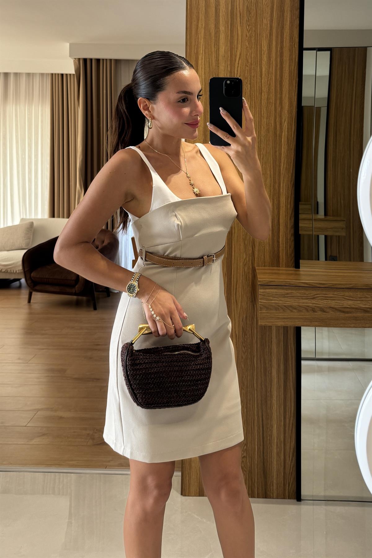 Cardi Taş-Beyaz Renk Bloklu Vücuda Oturan Kemerli Elbise