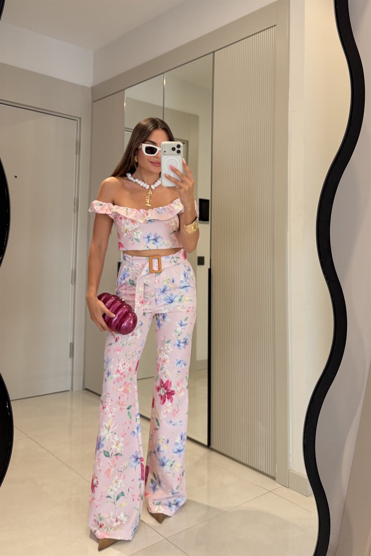 Caren Pembe Kemerli Çiçek Desen Takım