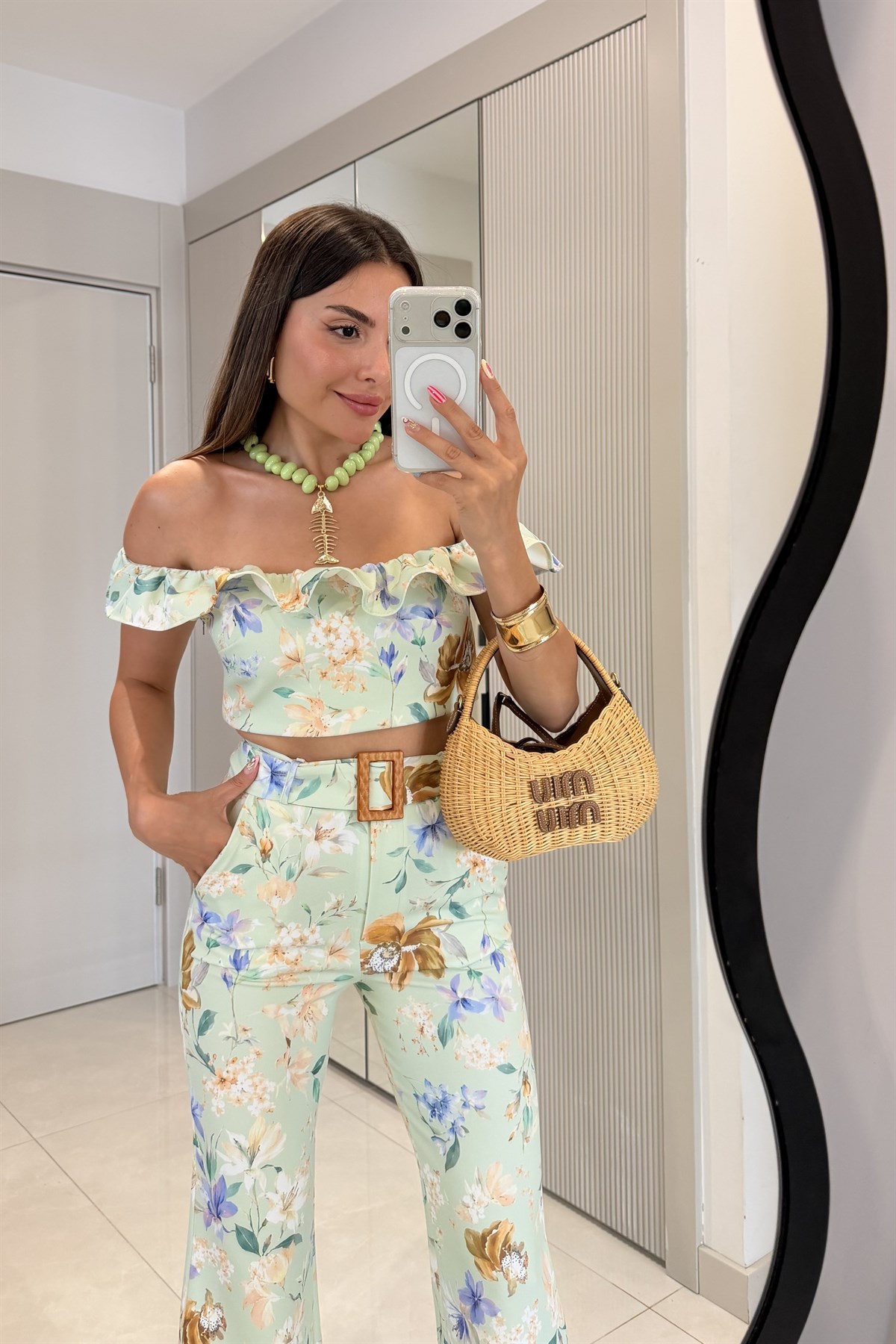 Caren Yeşil Kemerli Çiçek Desen Takım