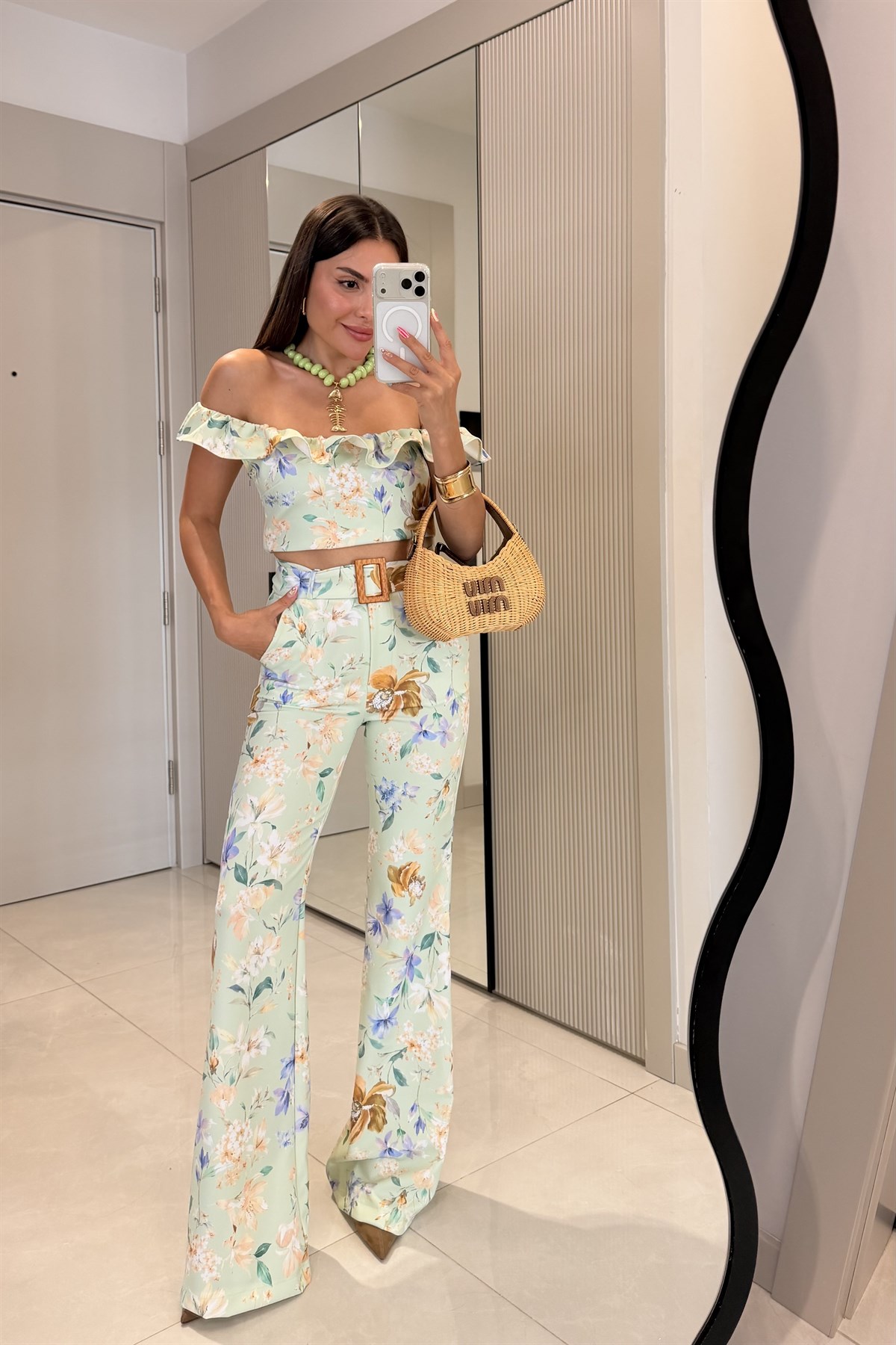 Caren Yeşil Kemerli Çiçek Desen Takım